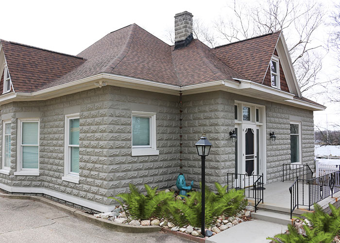 Whitehall Mi Vacation Rentals by The Lewis House B&B