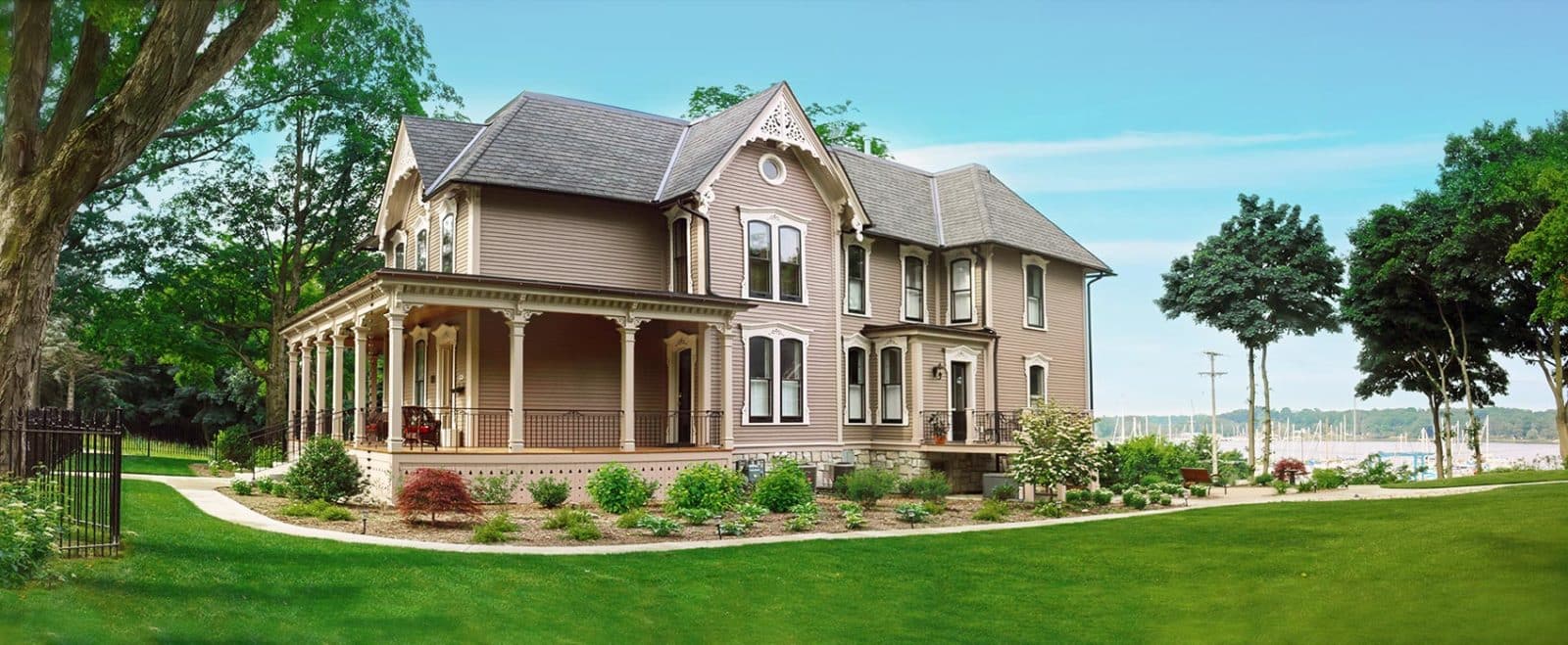 Whitehall Michigan Bed and Breakfast The Lewis House